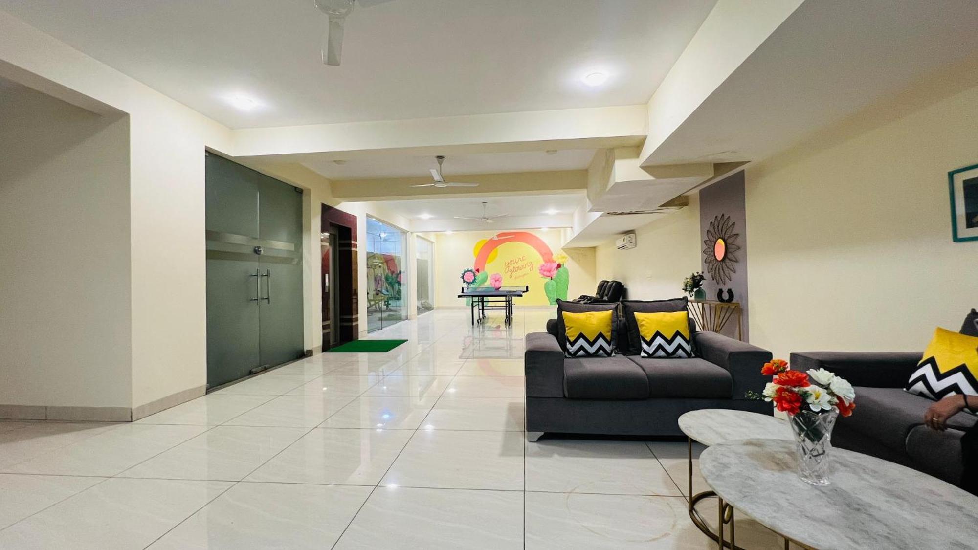 Bluo Studio5 Golf Course Road - Gym, Terrace Garden Gurgaon Exterior photo